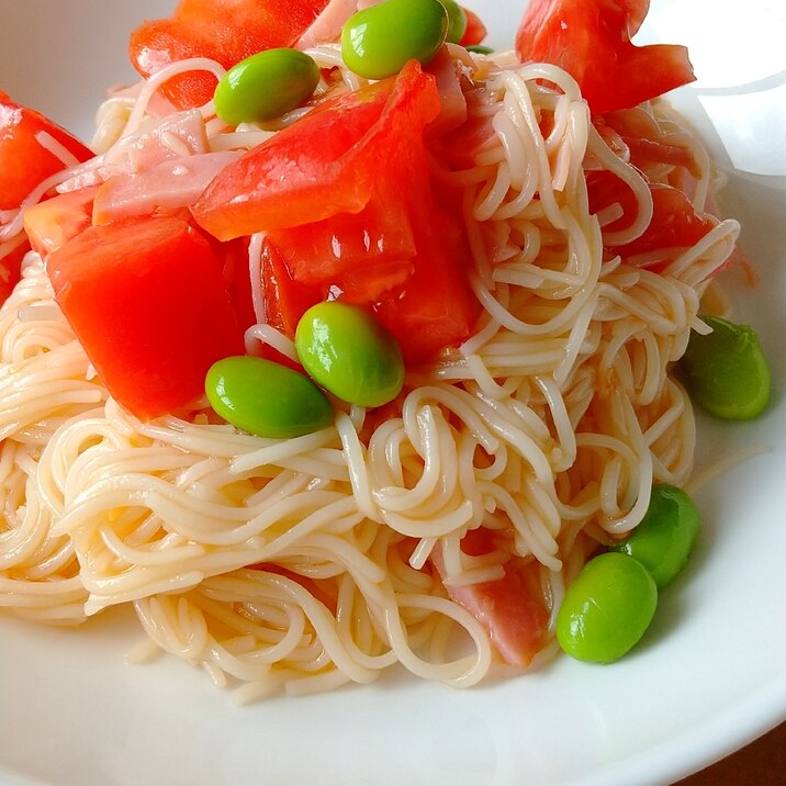 そうめんアレンジ！トマトとベーコンのカッペリーニ風